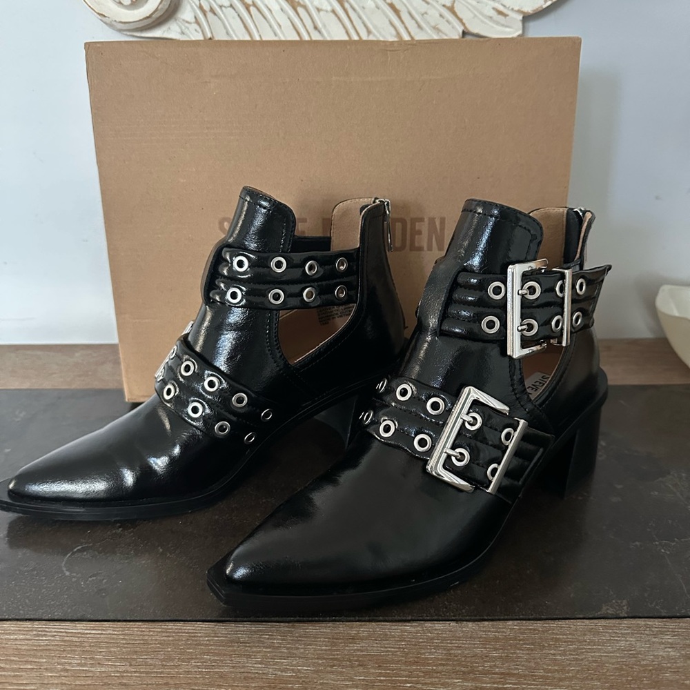 Steve Madden Black Leather Ankle Boots with Buckle Detail